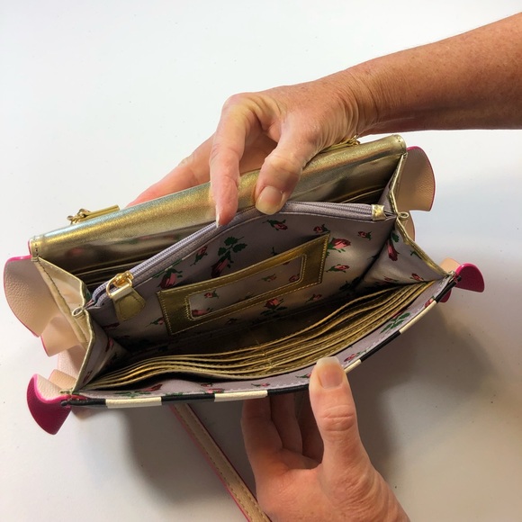 Betsey Johnson Clutch or Cross Body purse, bag - Picture 7 of 8